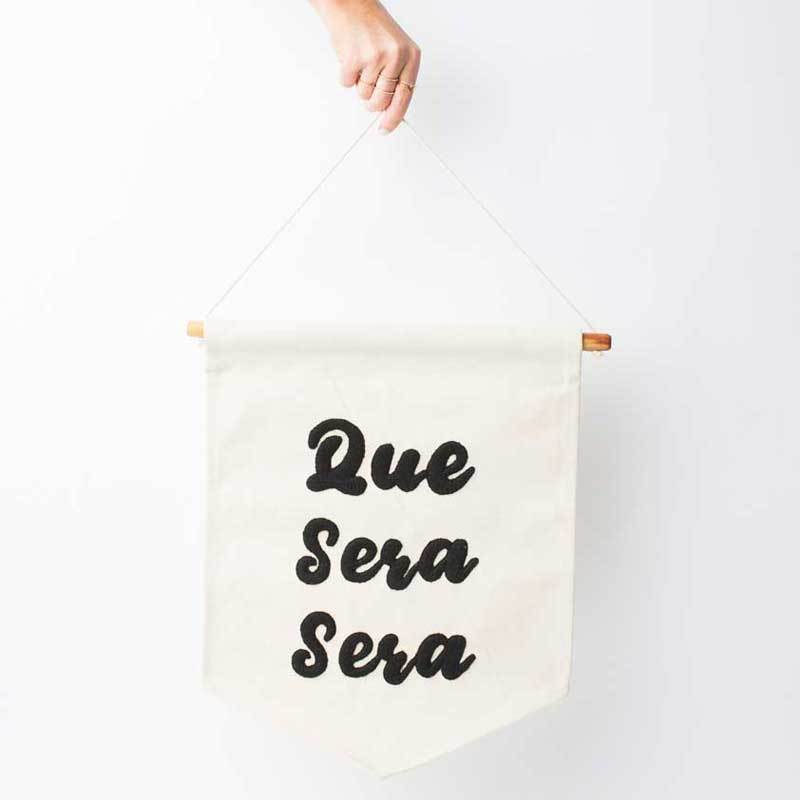 Uncommon James: Que Sera Sera Message Banner