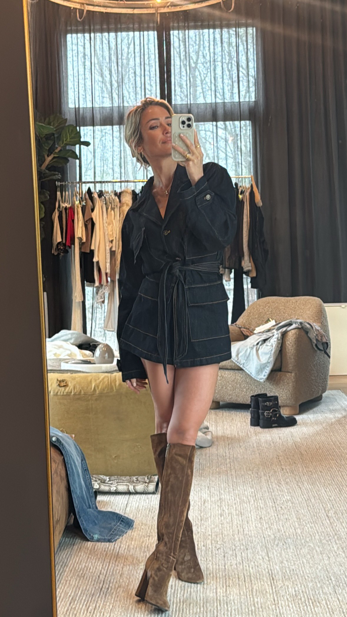 kristincavallari_20250407_001.jpg